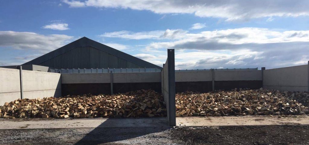 Deliveries - L A Kiln Dried Logs, Barrow-in-Furness